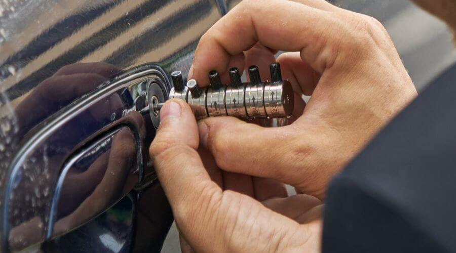 Expert Emergency Roof Repairs services in Advance, NC